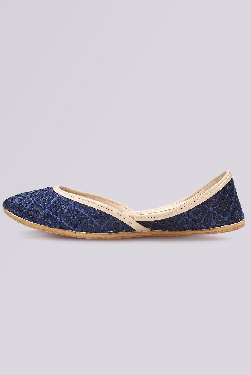 Noor Handcrafted Embroidered Khussa