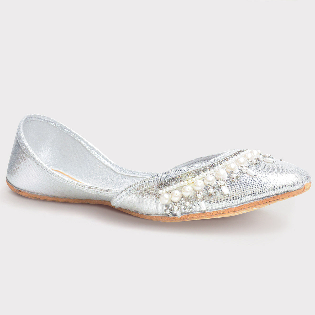 Flora Pearls Khussa