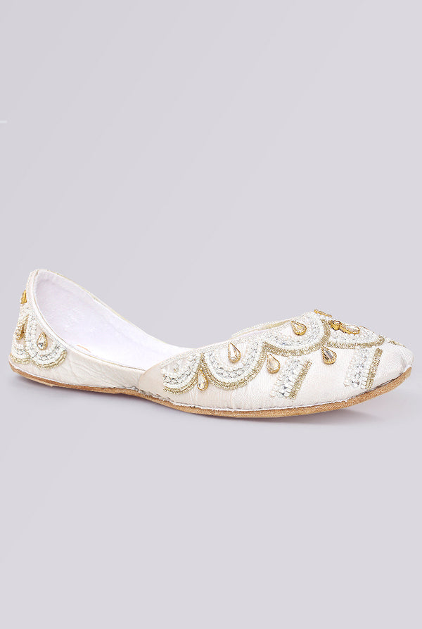 Zuhnoir White Khussa