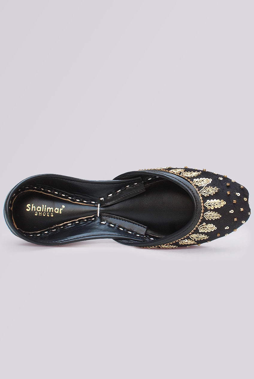 Fern Handcrafted Punjabi Jutti
