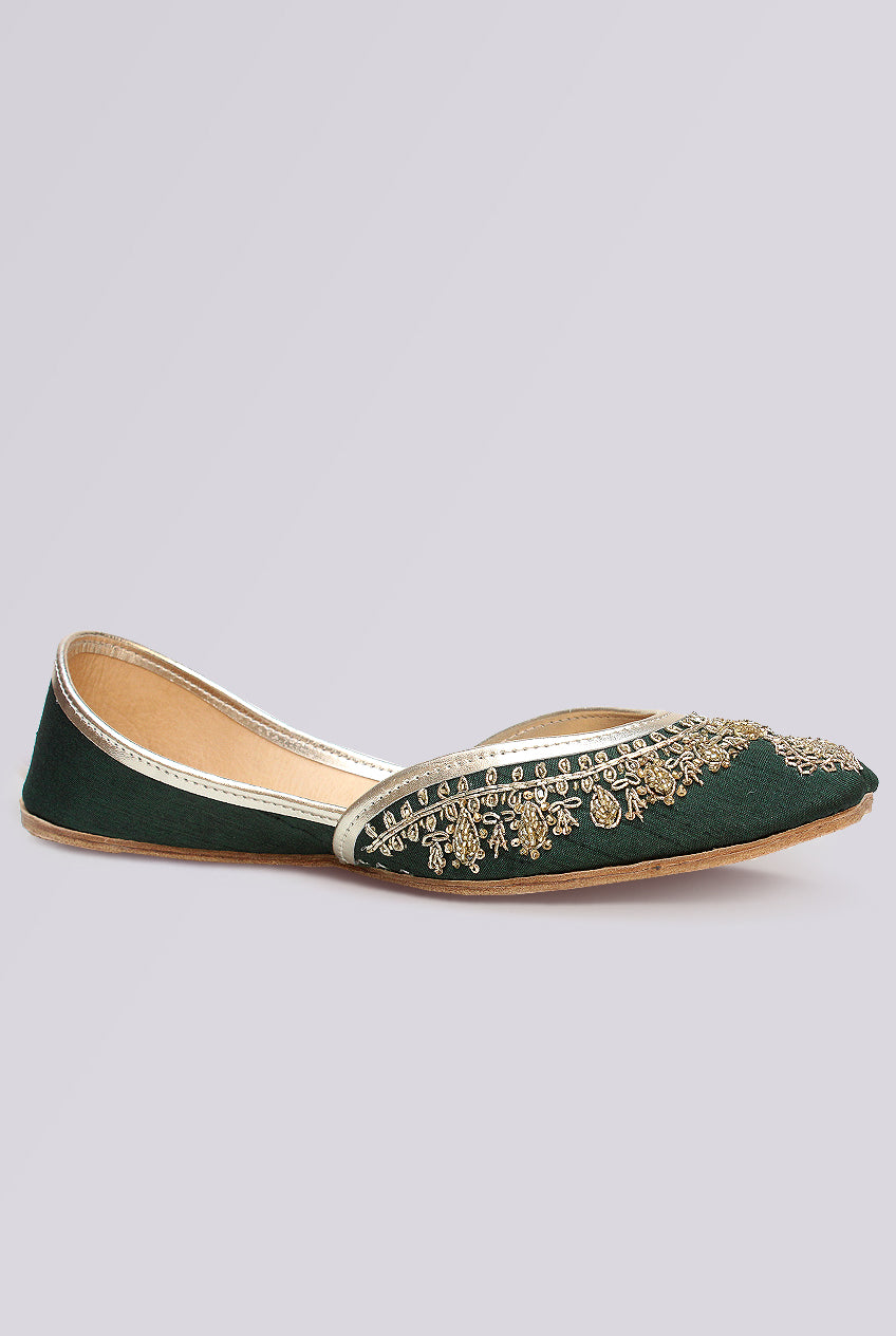 Azurea Handcrafted Punjabi Jutti