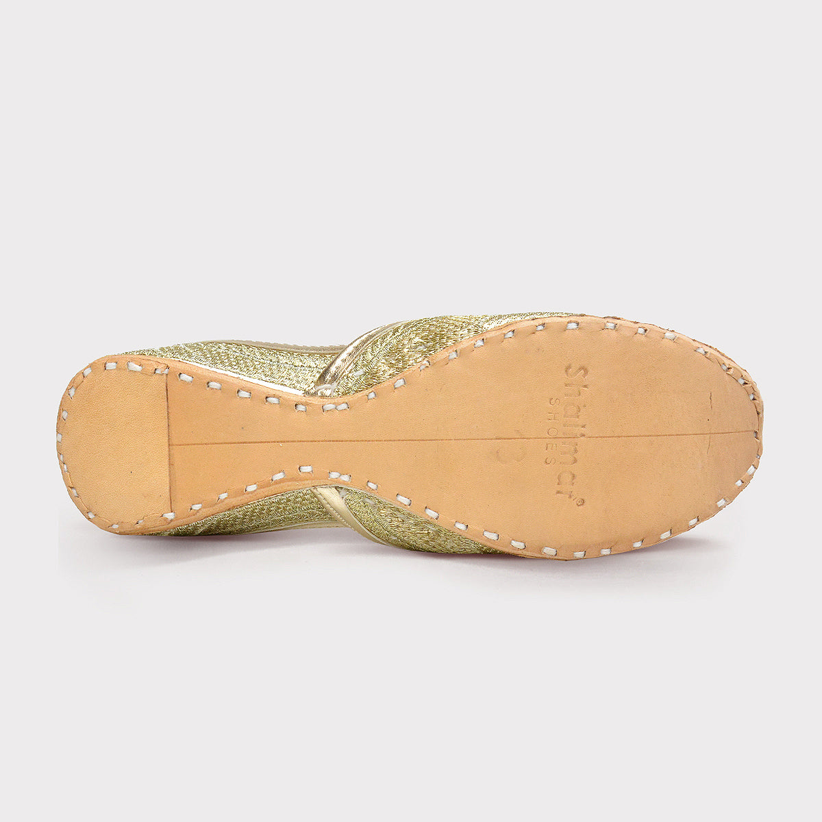 Desa Beaded Khussa