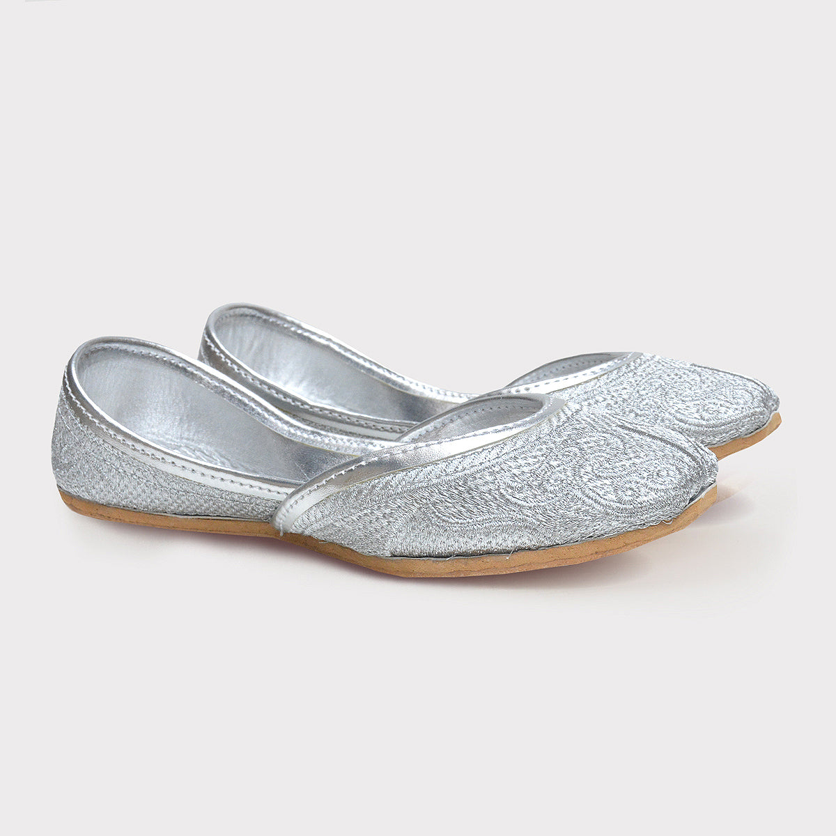 Desa Beaded Khussa