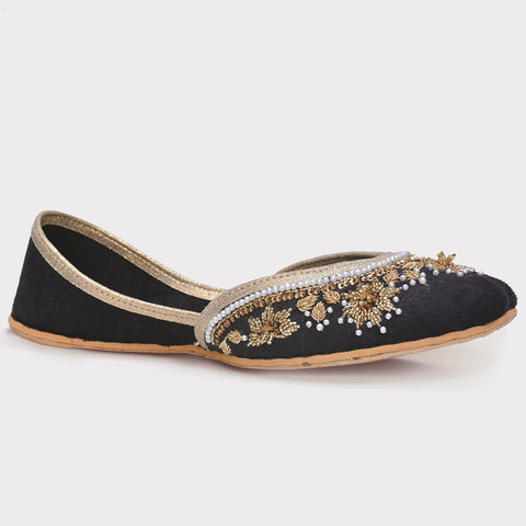 Feza Threadwork Khussa