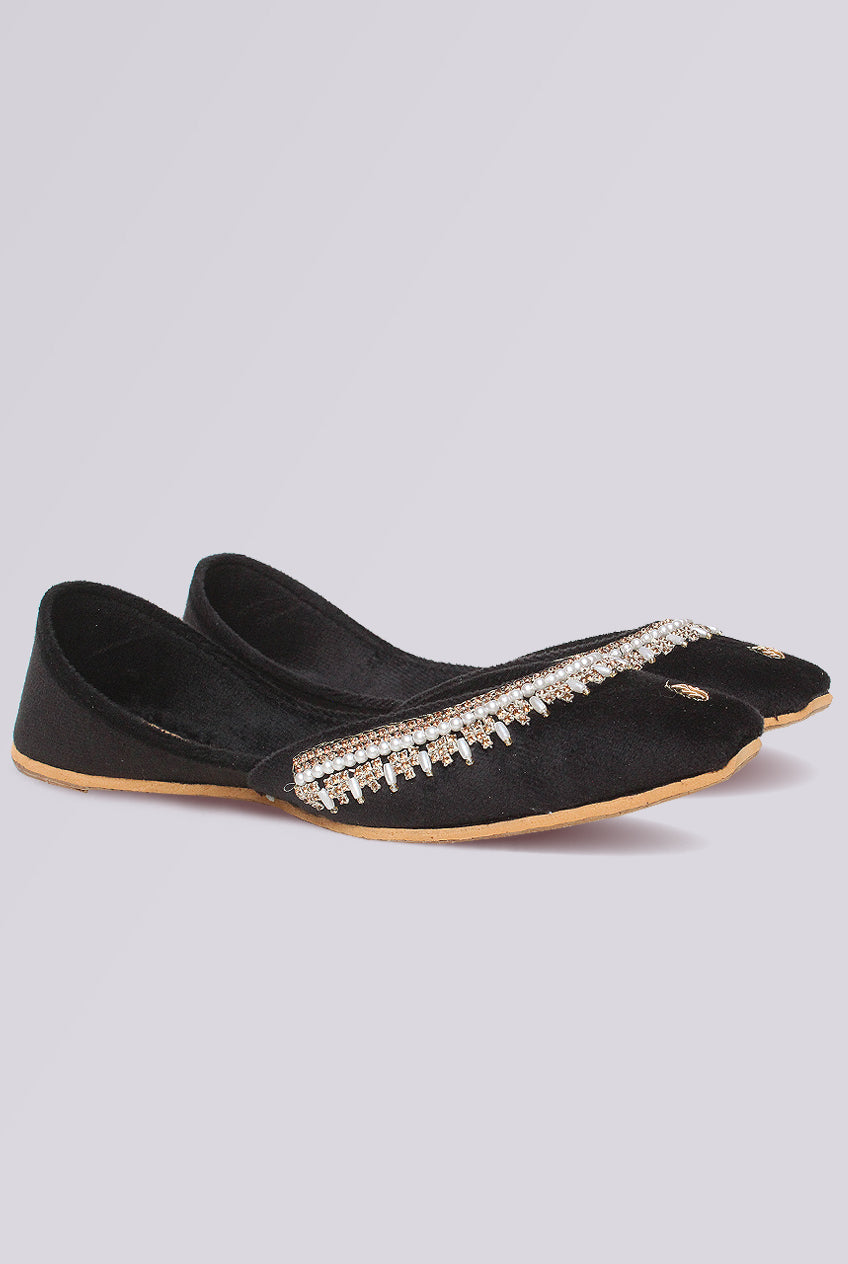 Pearl Noir Leather Khussa