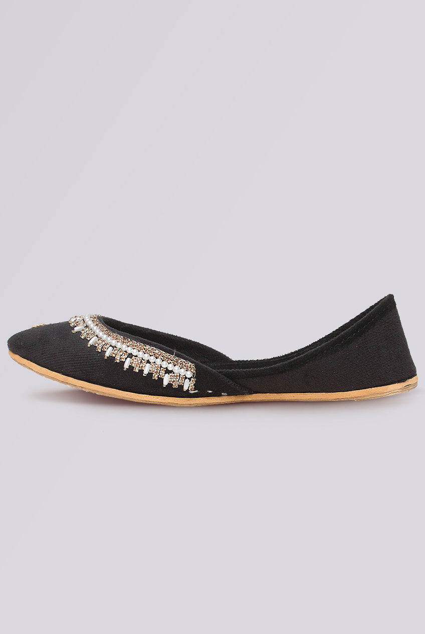 Pearl Noir Leather Khussa