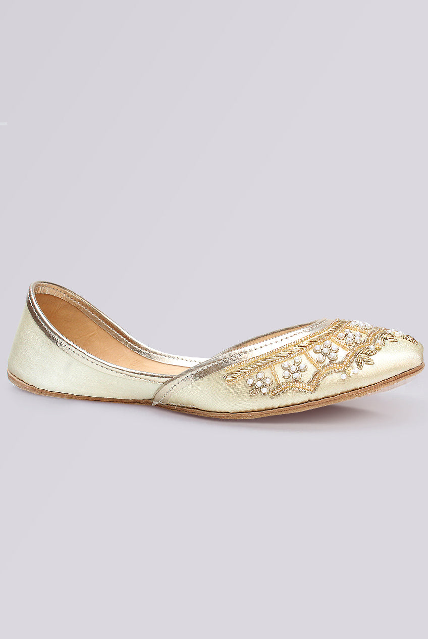 Golden Pearl Fancy Khussa