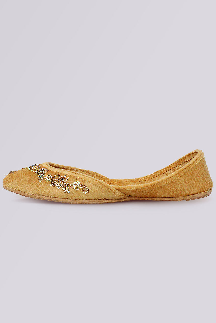 Solara Handcrafted Punjabi Jutti