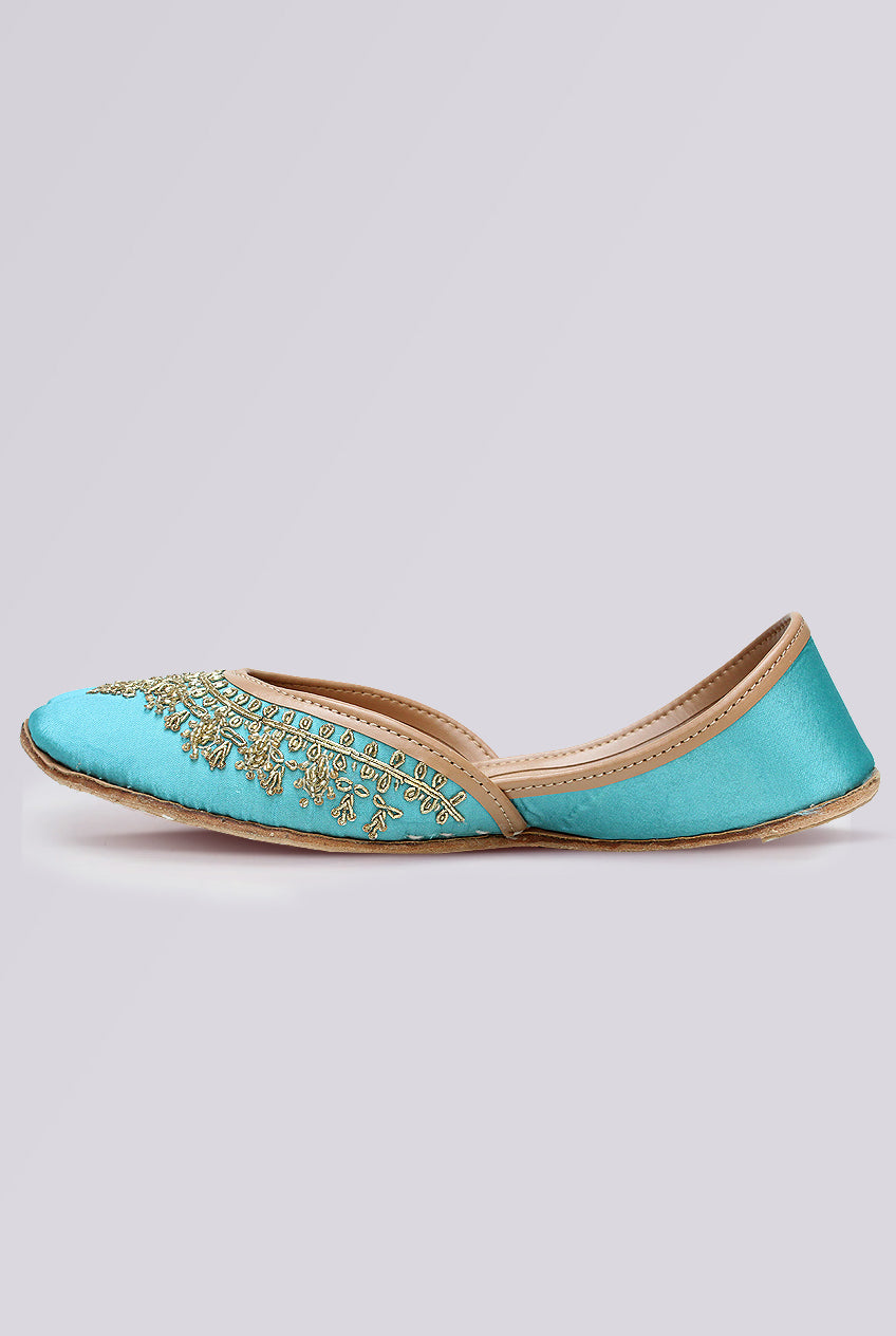 Azurea Handcrafted Punjabi Jutti