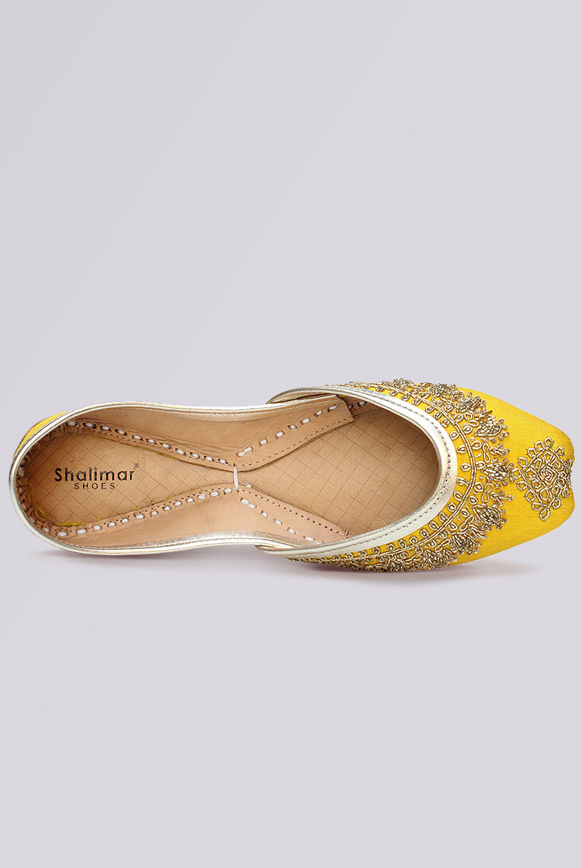 Azurea Handcrafted Punjabi Jutti
