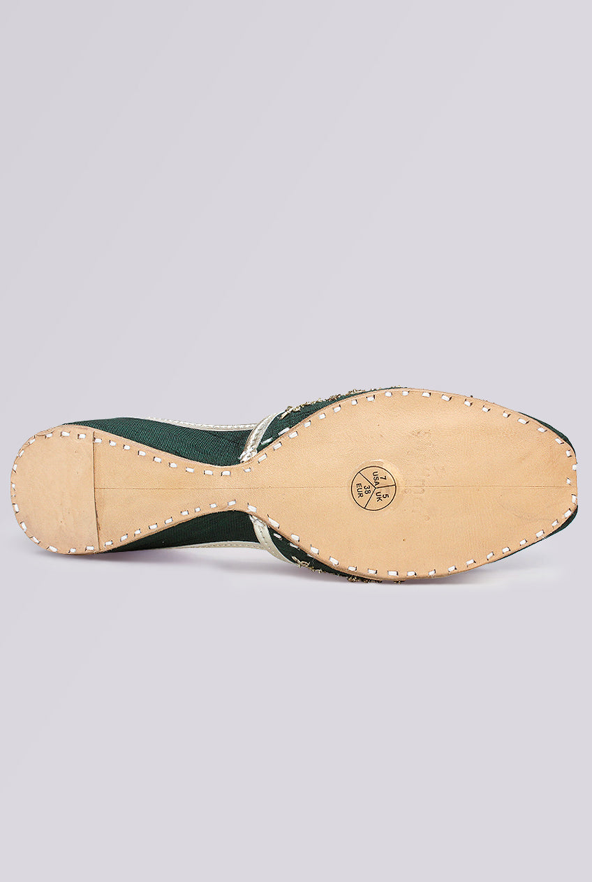 Azurea Handcrafted Punjabi Jutti