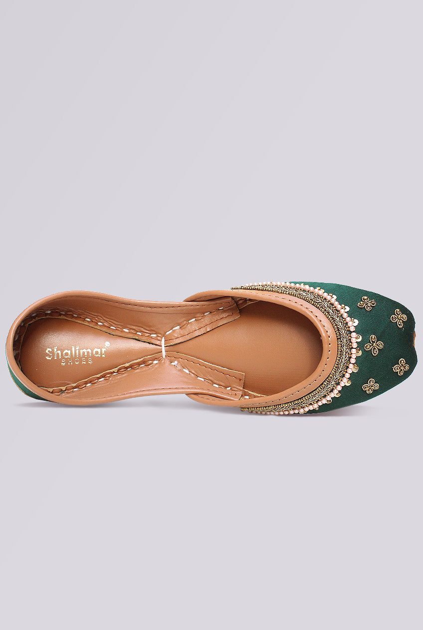Verdelle Emerald Pearl Embellished Khussa