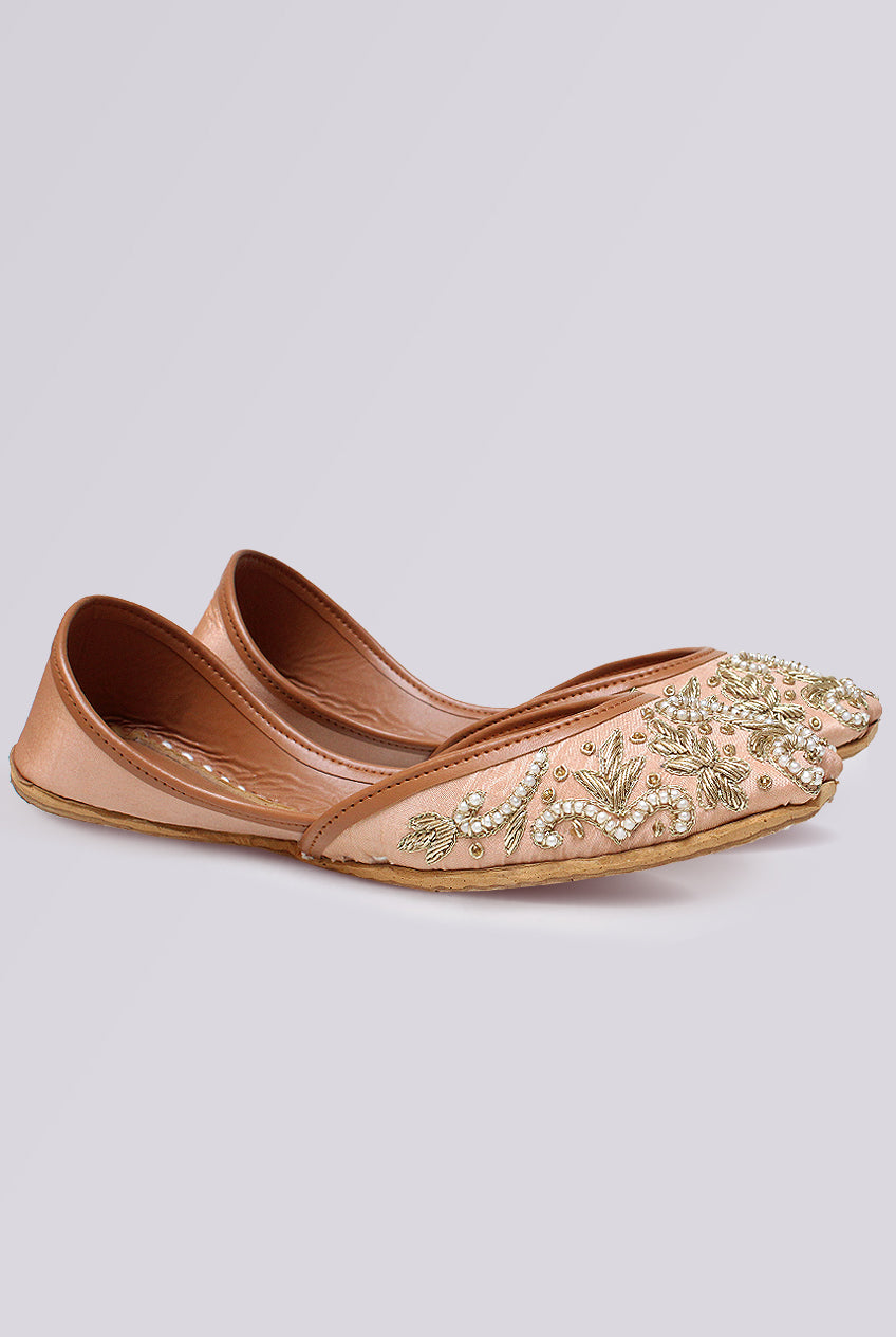 Roselle Blush Pearl Embroidered Khussa