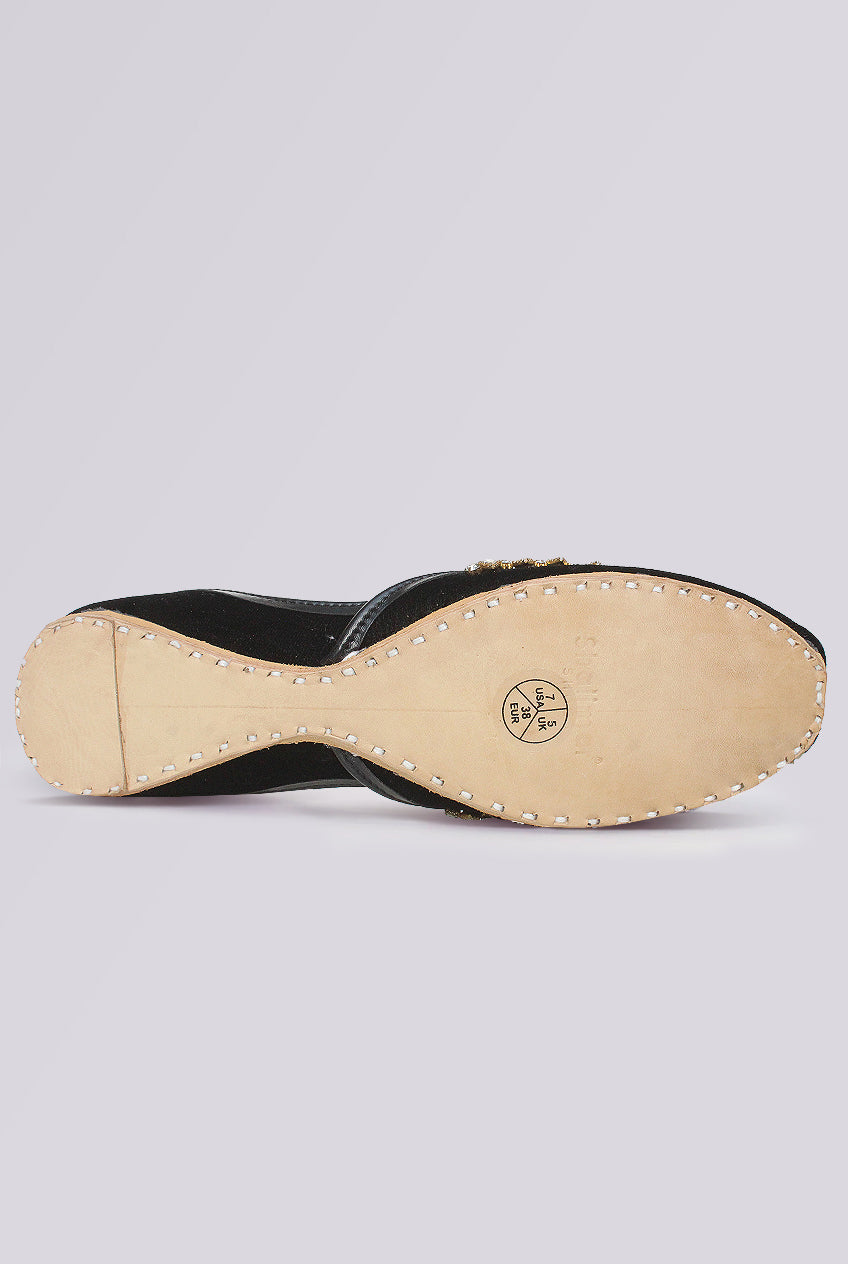 Noiris Crystal Embellished Khussa